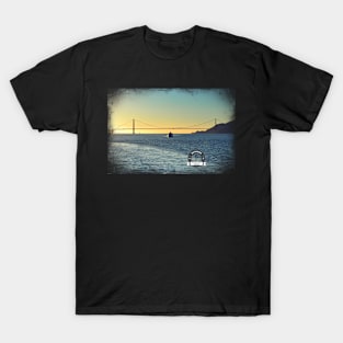 Golden Gate Bridge - San Francisco T-Shirt